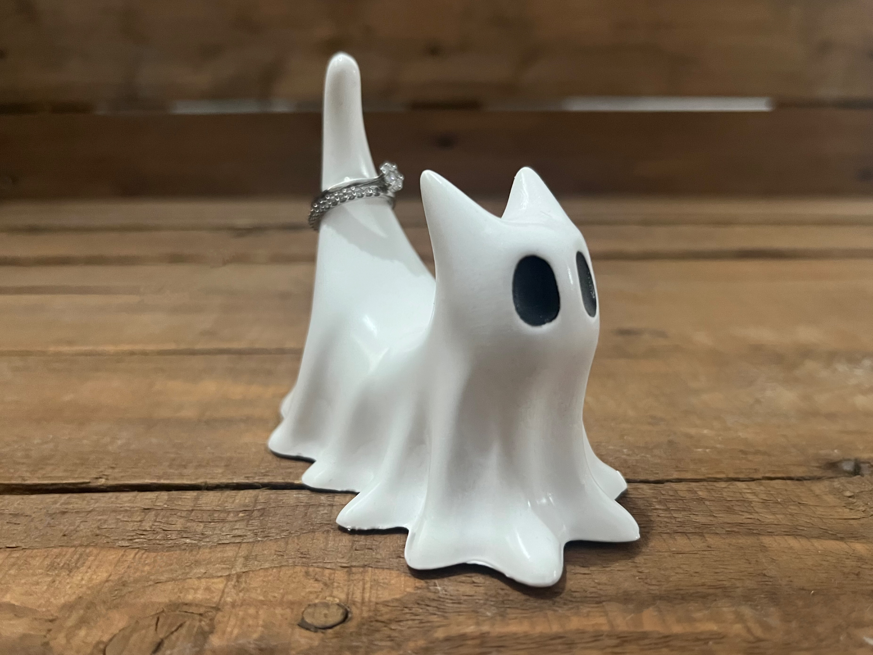Ghost Cat Ring Holder Figurine image 1