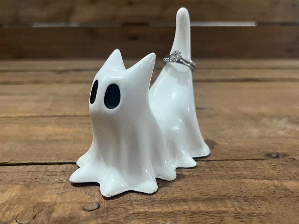 Ghost Cat Ring Holder Figurine image 0